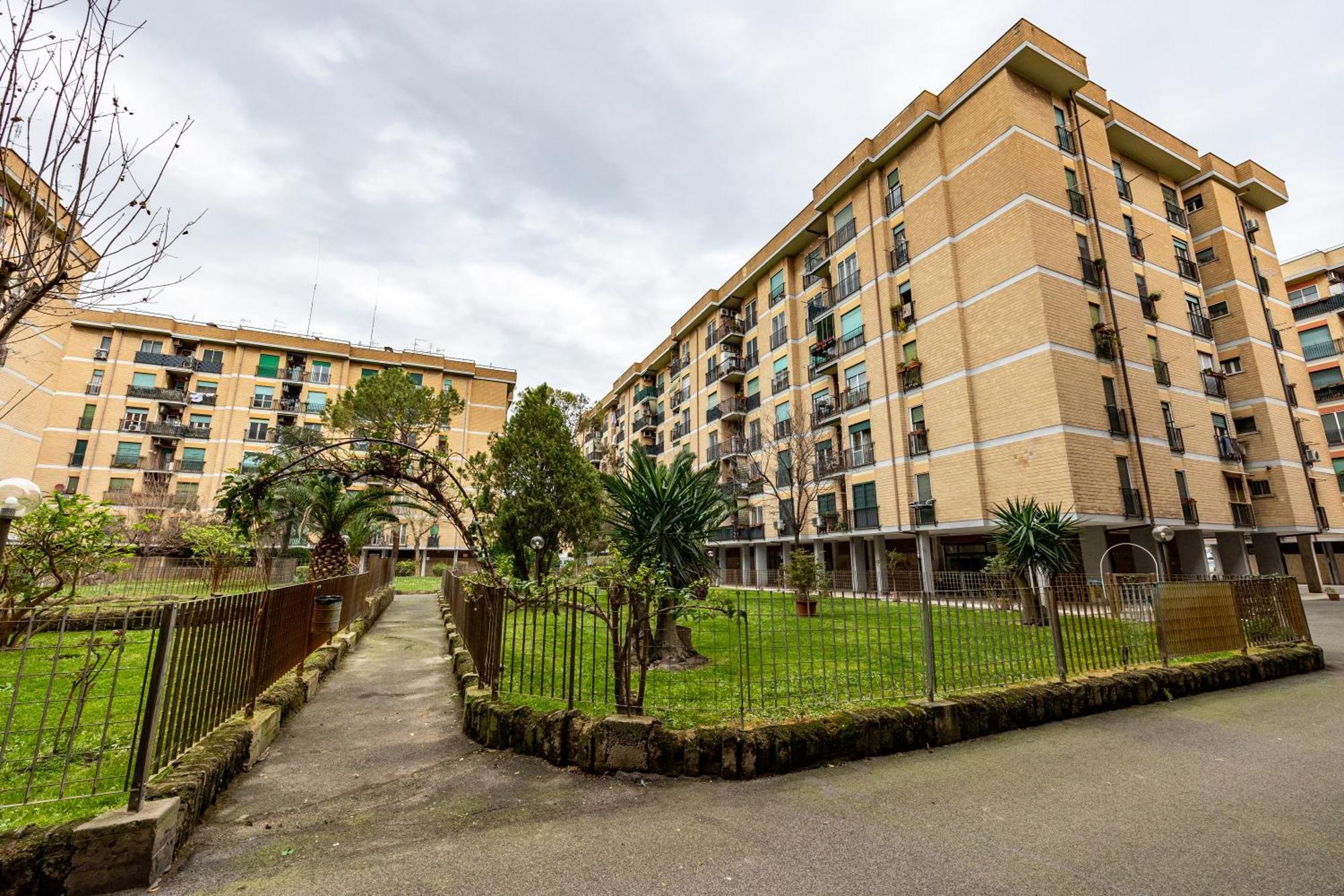 Big Apartment Rome Air Conditioning Wifi Netflix 90 Mq Eksteriør bilde
